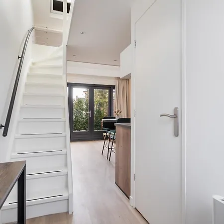 Luxury Fully Equipped - Centrally Located