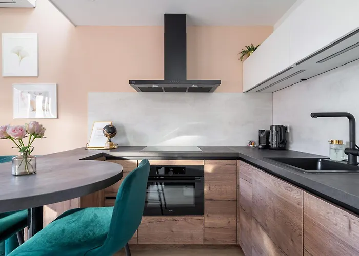 アパート Luxury Fully Equipped - Centrally Located