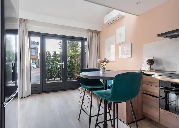 アパート Luxury Fully Equipped - Centrally Located